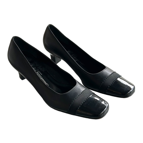 Salvatore Ferragamo Vintage Black & Patent Ribbon Cap Toe Kitten Heels - 6.5 - Picture 1 of 16